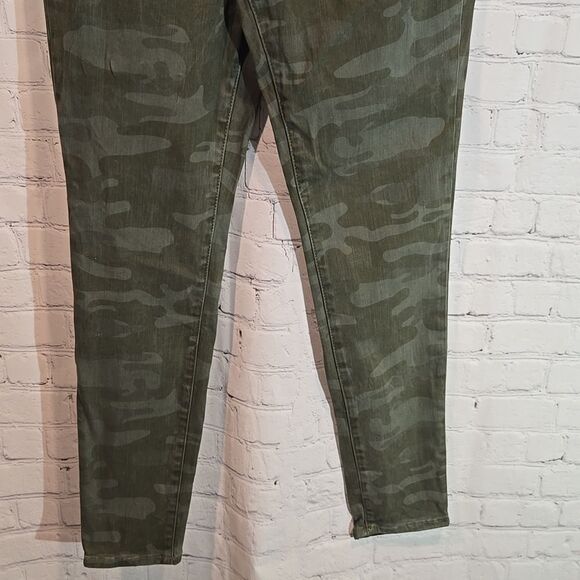 Social Standard By Sanctuary Camo Skinny Jeans Size 6 - Picture 3 of 10